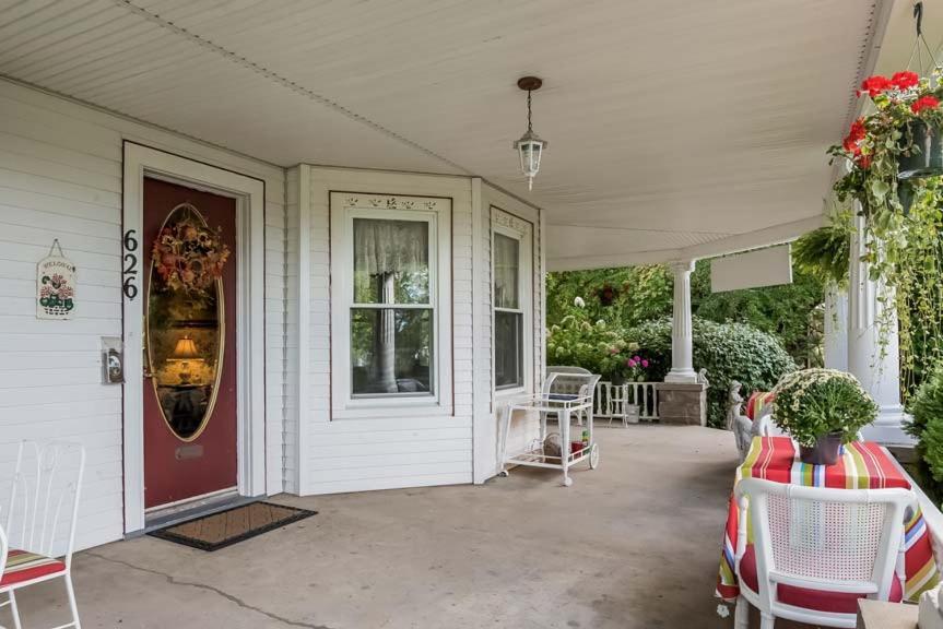 Kingsley House Bed & Breakfast - Full Home Fennville Exterior photo